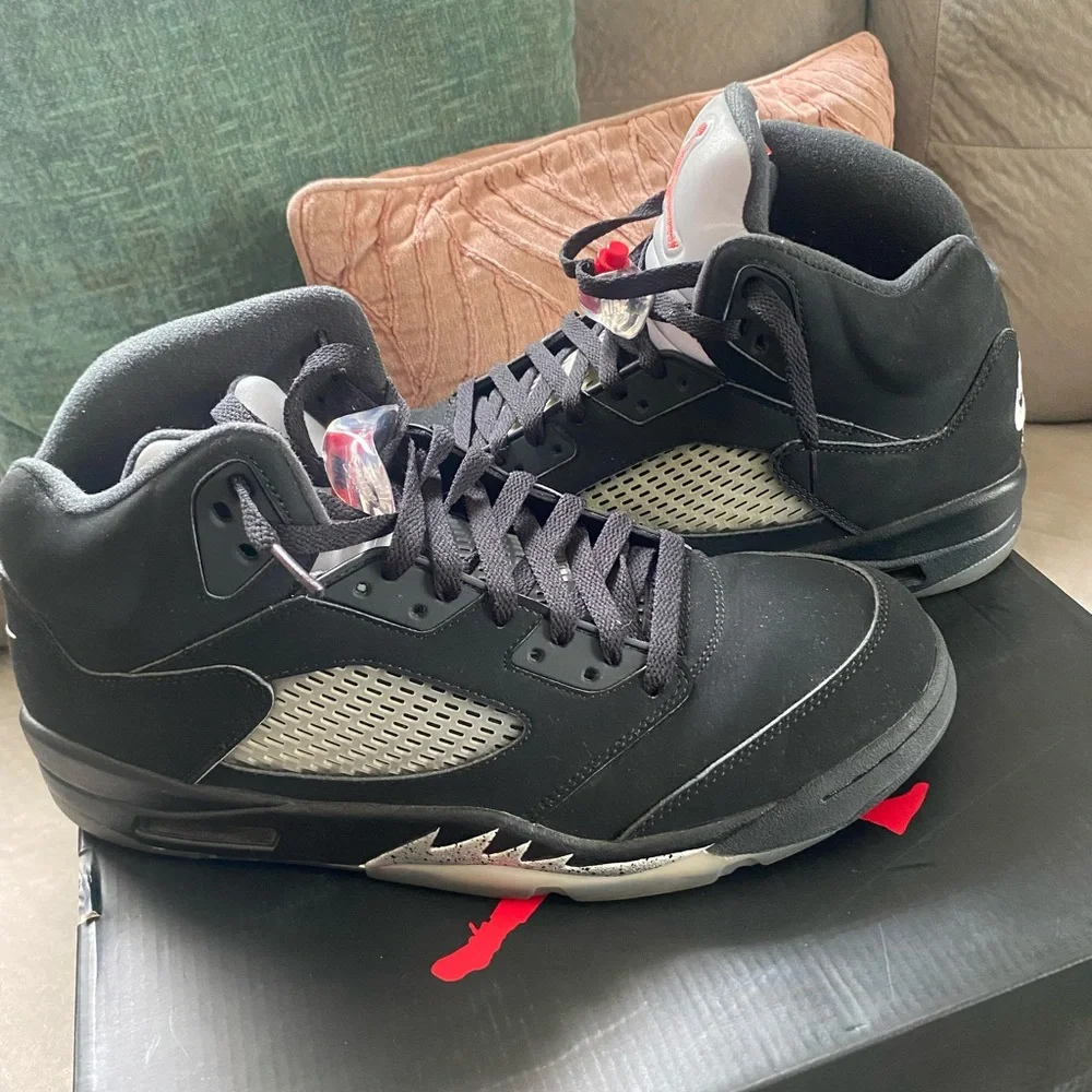 Jordan Men's Athletic Shoes in Black with Red Accents